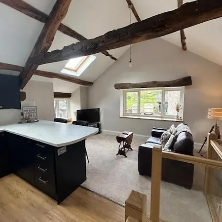 The Tractor House * Great Urswick